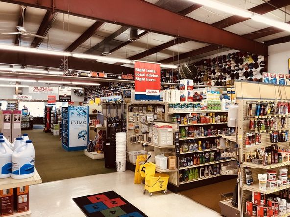 201 S Main St, Grant Park, IL 60940